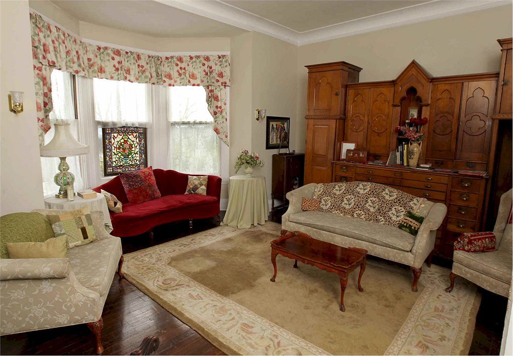 Six Acres Bed And Breakfast Cincinnati Eksteriør billede